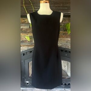 On 34th Classic Elegant‎ Black Sleeveless Mini Dress